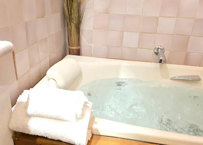 Art Deco Et Vue Gassendi King Size Clim Apartment *